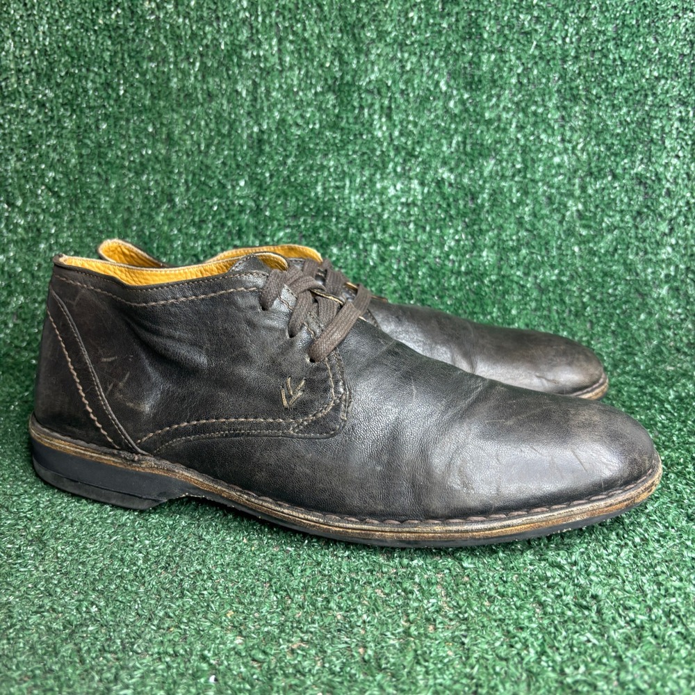 John Varvatos Distressed Leather Vibram Sole Chukka Boot Brown Mens Size 10.5